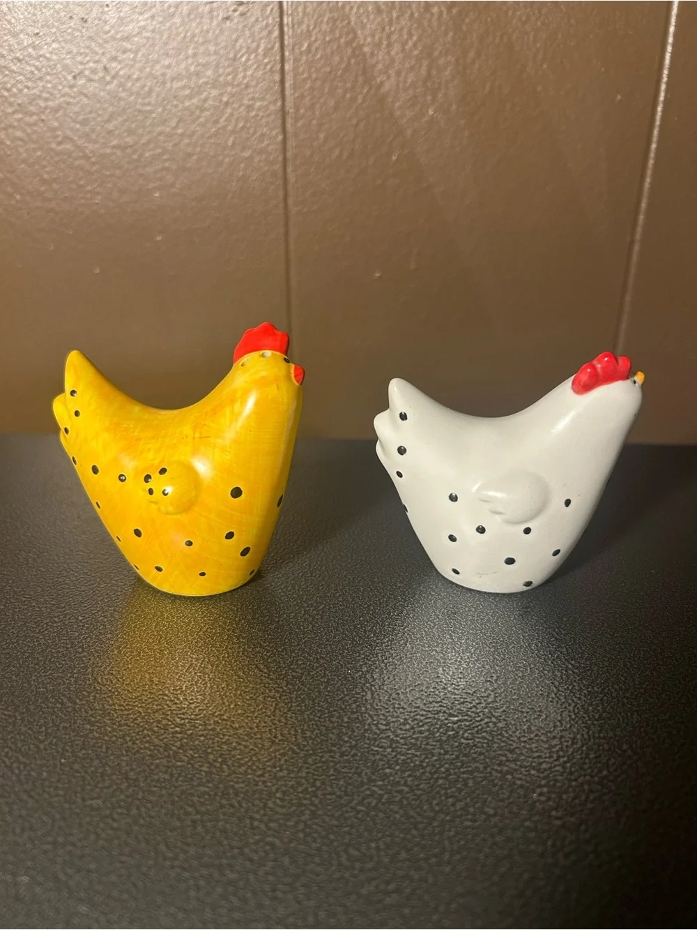 Decorative Polka Dot Ceramic Chicken Hen Salt and Pepper Shakers- Yellow & White